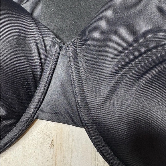 Old Navy Women's Hook & Loop Full-Coverage Underwire Bra Black Size 46DDD NWT - Picture 4 of 16